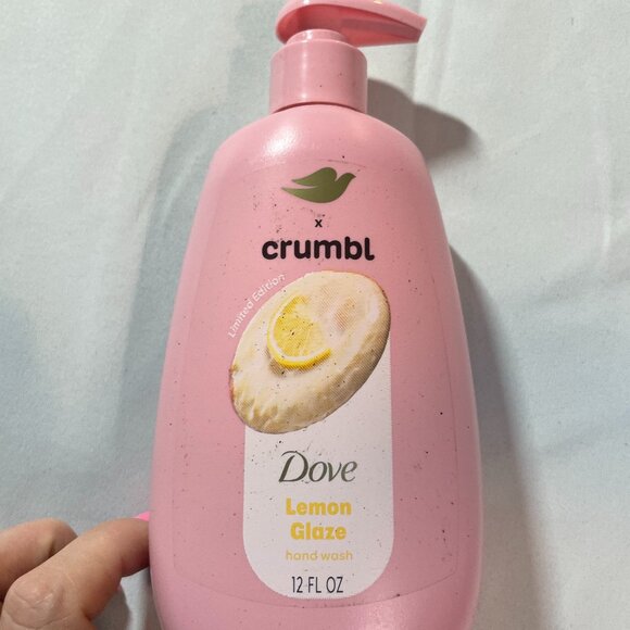 Dove Crumbl Moisturizing Liquid Hand Wash in Lemon Glaze 12 fl.oz. Limited Ed. - Picture 1 of 2
